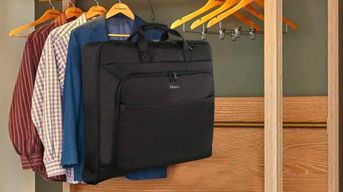 8 Best Garment Bags to Keep Dresses and Suits Wrinkle-Free (2022)