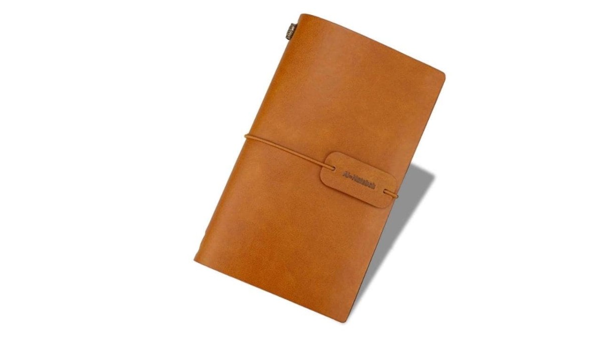 Refillable Traveler's Notebook