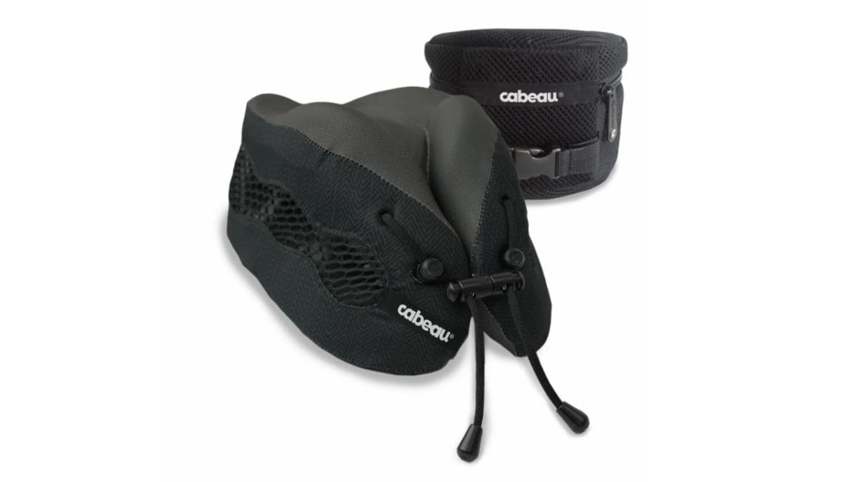 Cabeau Evolution Cool Neck Pillow